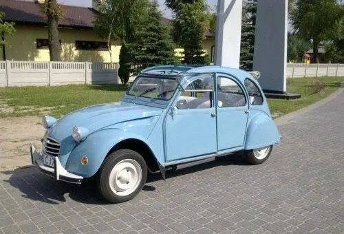 undefined 2CV