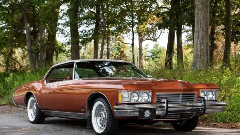 undefined Riviera Gran Sport 455