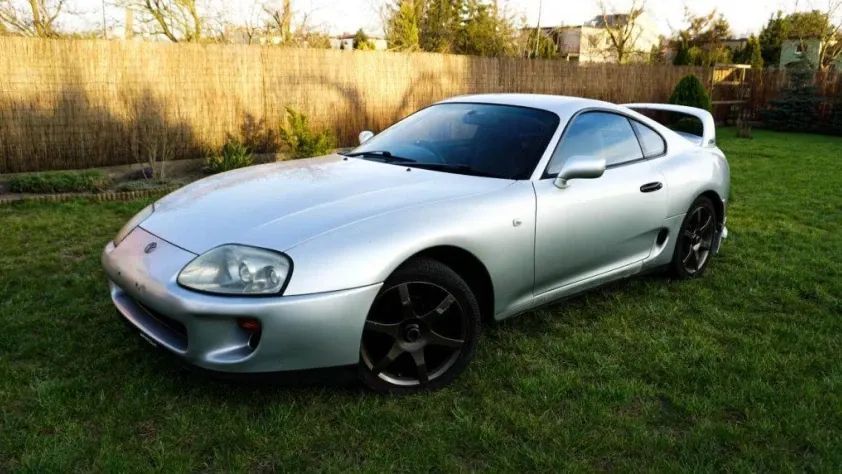 undefined Supra