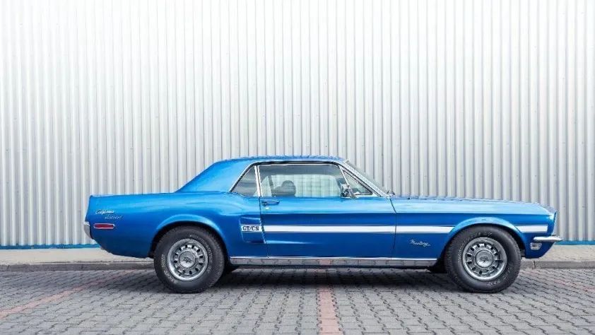 undefined Mustang GT California