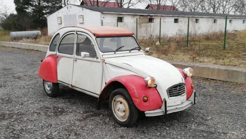 undefined 2CV Dolly