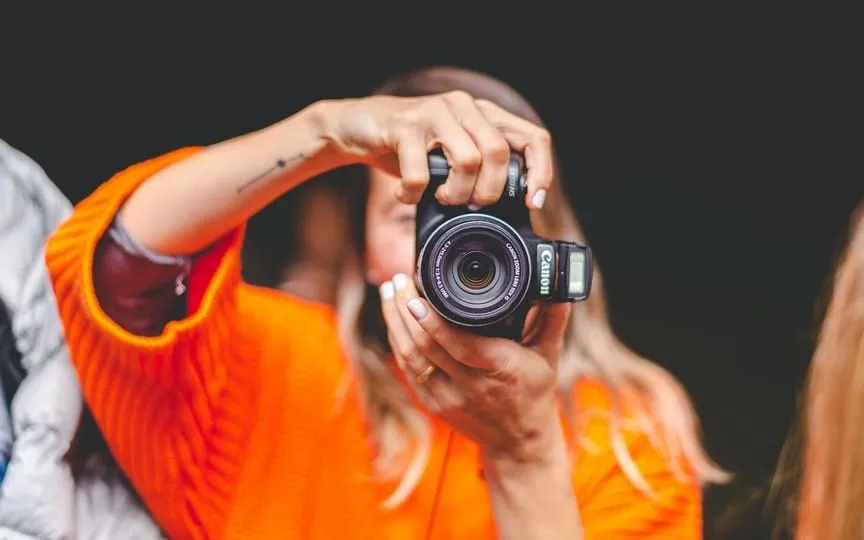 Capture the movement with top DSLR cameras from Canon, Sony, and more at incredible prices. (Pexels)