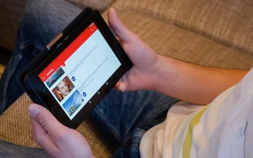 YouTube streamlined news interface to redefine user experience. (Pexels)