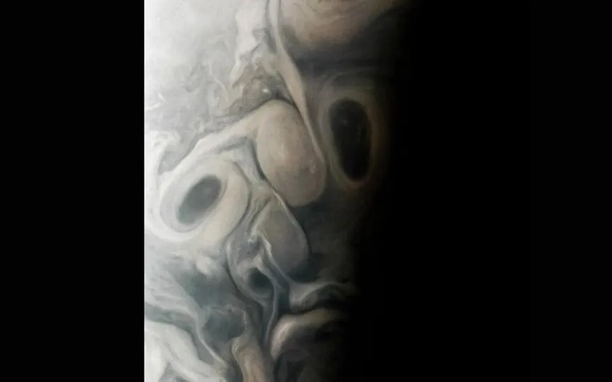 NASA's Juno mission spots an eerie 'Face' on Jupiter, just in time for Halloween. (NASA/JPL-Caltech/SwRI/MSSS)