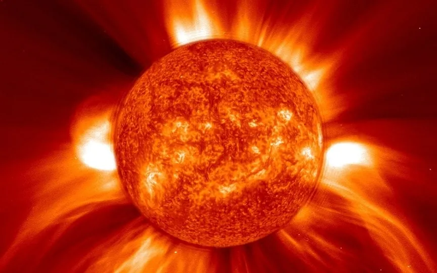 Know all about the solar storm that struck the Earth on October 30. (Pixabay)