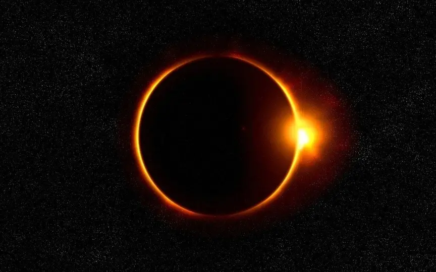 Lance Bass emphasizes that it is never safe to look directly at the Sun during an annular solar eclipse, or any other eclipse. (Pixabay)