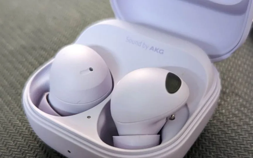 Amazon was selling the Galaxy Buds 2 Pro for a crazy deal that many people were able to order but will they get the product?