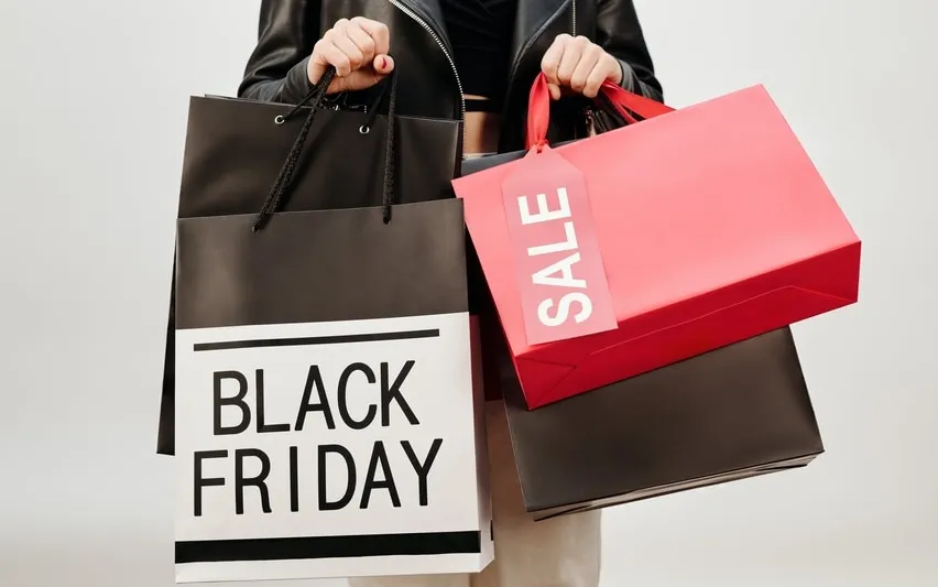 Get ready for Black Friday 2023 with amazing early deals from Amazon, Target, and Best Buy, offering discounts on top products. (Pexels)