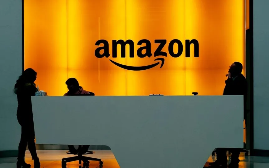 The deal, which Amazon announced on its website Friday, means the e-commerce and cloud-computing giant will be relying in part on its main rival to get its own satellite constellation into orbit. (AP)