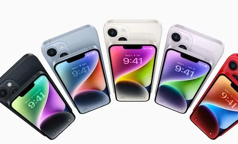 Over time, the rechargeable batteries in all iPhone models will diminish in their capacity and peak performance and will eventually need to be replaced.