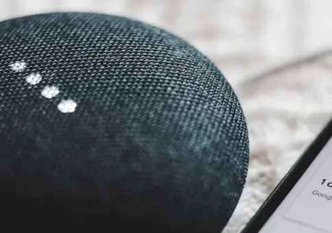 Alphabet's Google received a mixed ruling on Thursday from a San Francisco federal judge in a patent lawsuit brought by Sonos Inc over wireless audio technology, failing to invalidate all of the patents before a trial but narrowing Sonos' claims.