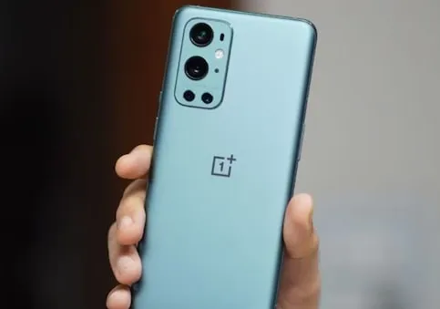 OnePlus continues to support older models for the Android 13 version which gets a slew of new features.