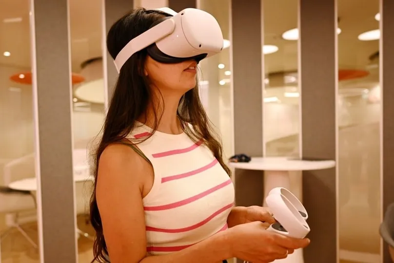 First of all, it is nothing like the iPhone 15 in global impact potential, and secondly, the reason behind the damp squib reactions for the Apple AR/VR headset may well have much to do with AI. (Representative image) (Bloomberg)