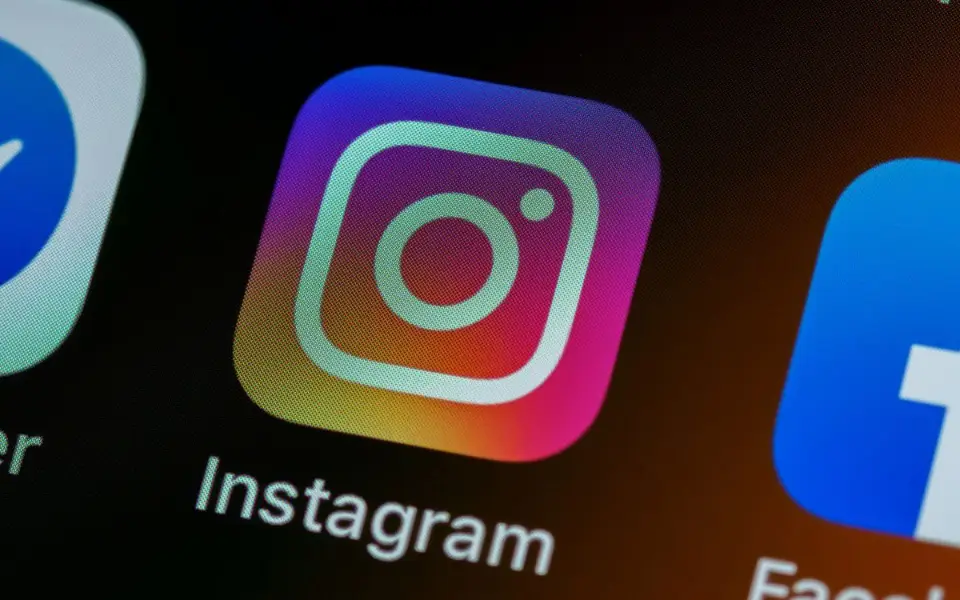 Outages reported on Meta Platforms' Instagram, Facebook, and WhatsApp as thousands of U.S. users face issues. Downdetector tracks disruptions