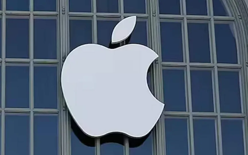 Apple Inc infringed two telecommunications patents used in devices including iPhones and iPads, London's Court of Appeal ruled on Tuesday, dismissing the tech giant's appeal in a longrunning dispute with a U.S. patent holder.