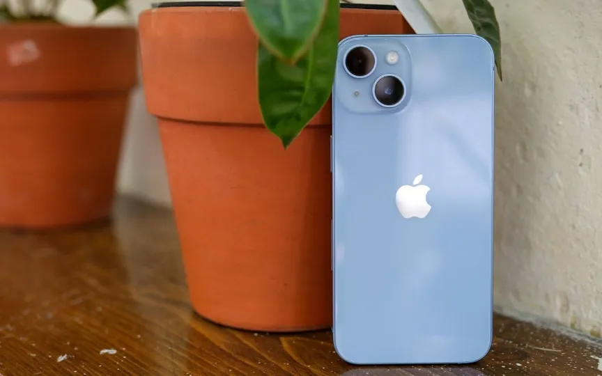 During Amazon's Great Indian Festival and Flipkart's Big Billion sale, the iPhone 13, iPhone 14, and the iPhone 12 are going to be discounted. Here, let's see the discount offers and check which one offers the best value for the price.