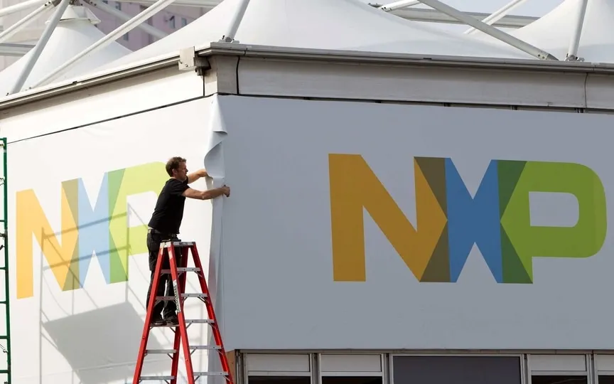 NXP forecast hints Apple might keep bucking China's smartphone slump (REUTERS)