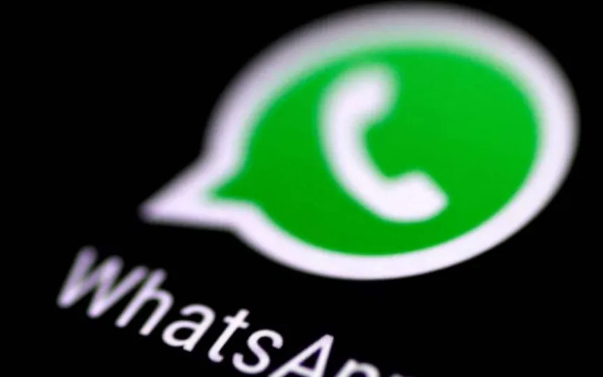 WhatsApp will inform users that they have to press and hold the send button to set the image as a view once message.