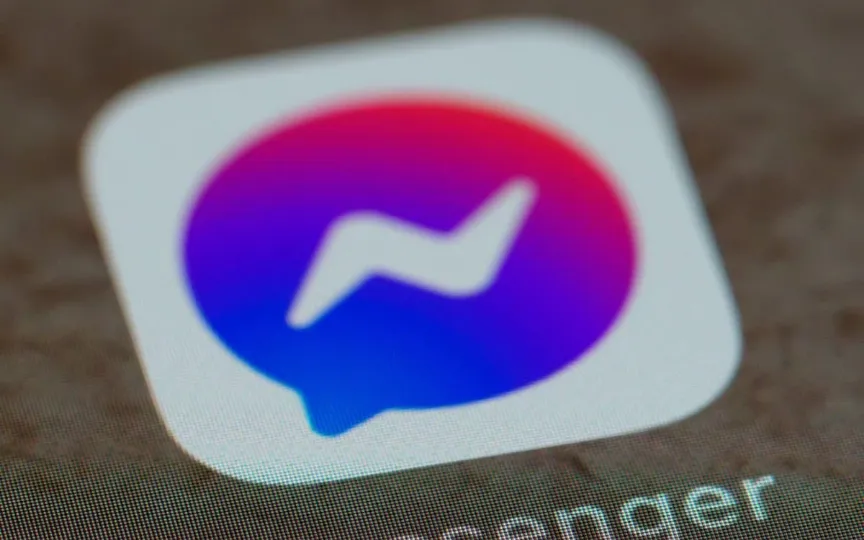 Instagram users have been able to use their Facebook account to chat and share content but that support will be ending soon.