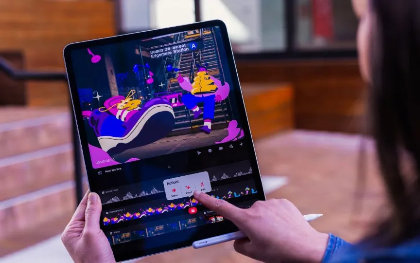 Procreate Dreams is the latest app from its developer, designed to make 2D animation more accessible through features such as multi-touch timeline support and the gesture-based 'Performing' tool. Here are the details.