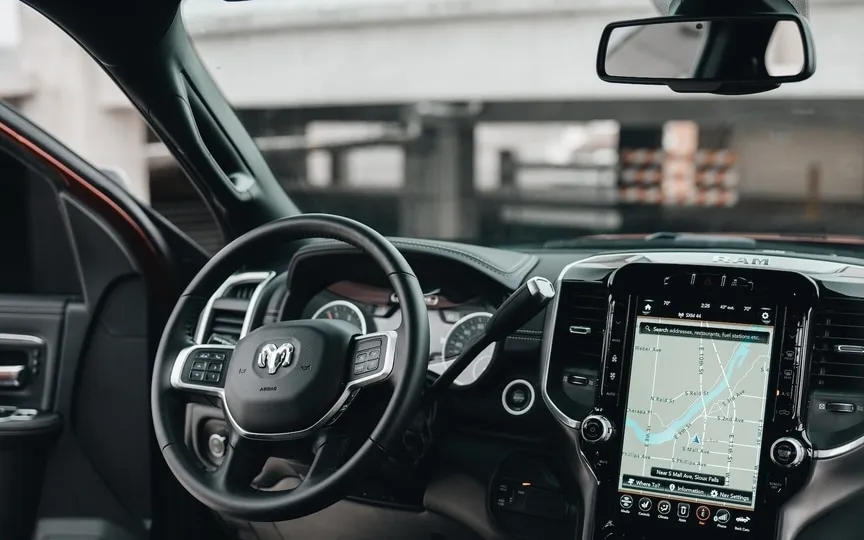 Google revolutionises driving safety with AI-infused Android Auto features. (Unsplash)