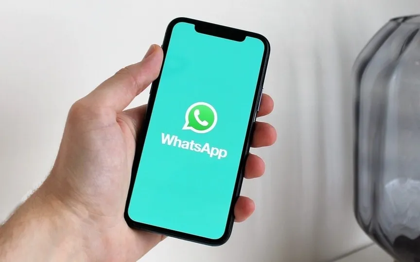 WhatsApp beta hints at default HD media uploads, potentially simplifying the sharing process, as per the reports. (Pixabay)