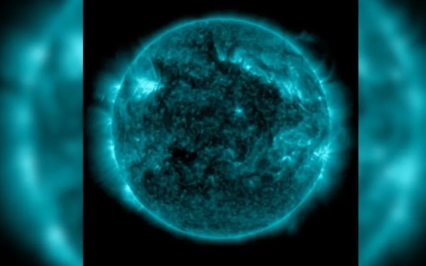 Scientists warn of potential disruptions as hyperactive sunspot AR3590 unleashes X-class solar flares (NASA/SDO)