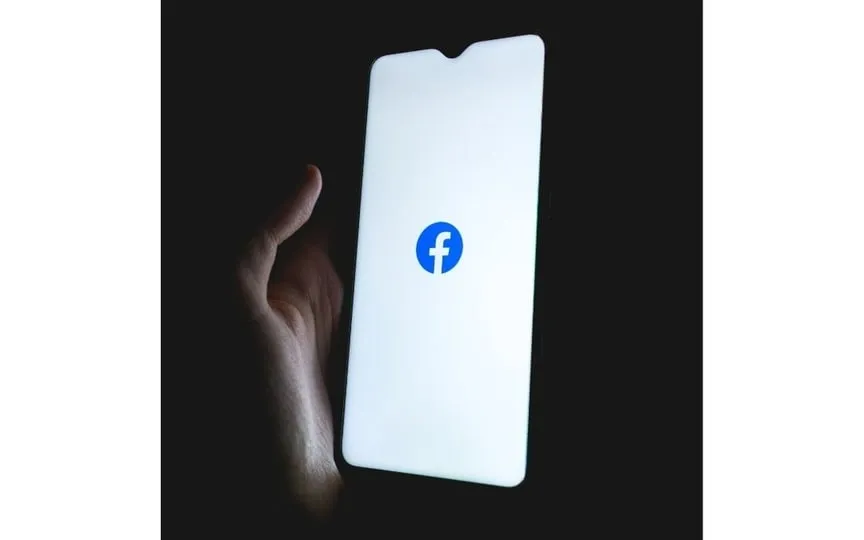 An oversight board is criticizing Facebook owner Meta's policies. (Unsplash)