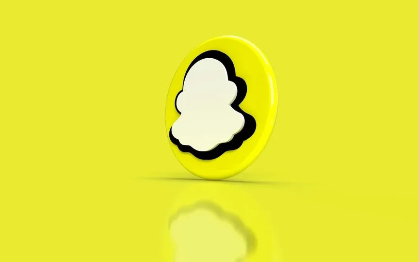 Snapchat takes a step towards transparency and safety by announcing the addition of watermarks to AI-generated images within its platform. (unsplash)