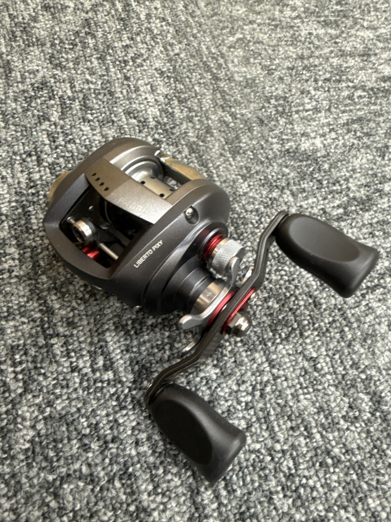 ダイワ リベルトピクシー PX68L 左ハンドル リールを2000円で ダイワ リベルトピクシー PX68L 左ハンドル リールを2000円で