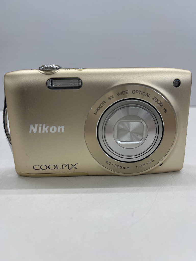 ☆Nikon ニコン COOLPIX S3300 コンパクトデジタルカメラ 動作未確認 