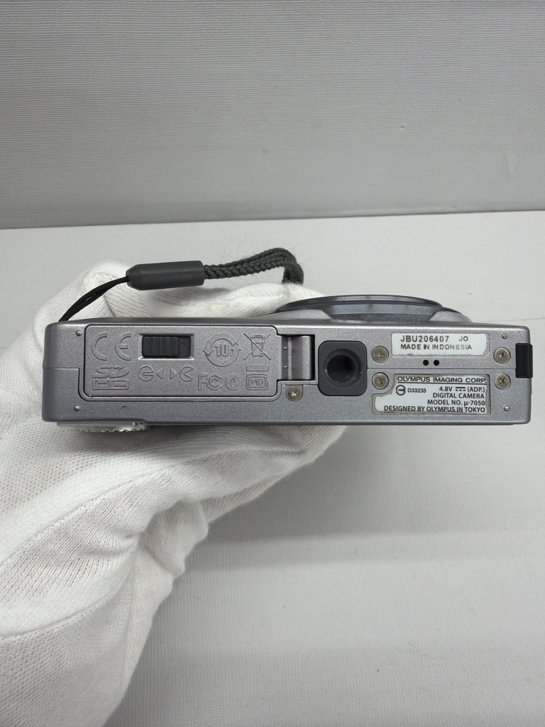 ☆ OLYMPUS μ-7050 オリンパス コンパクトデジタルカメラ 動作未確認