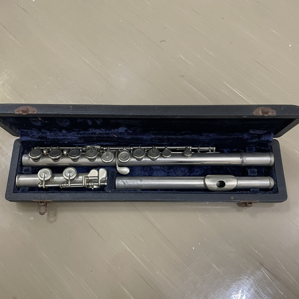 49332】ニッカン WARBLE NIKKAN NO.3 フルート ケース付き 管楽器 商品