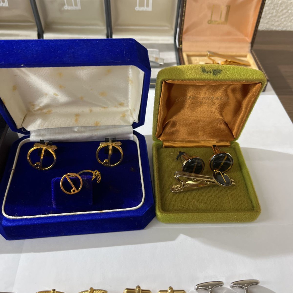 dunhill ダンヒル ネクタイピン カフスボタン ゴールド シルバー dunhill ダンヒル ネクタイピン カフスボタン ゴールド シルバー