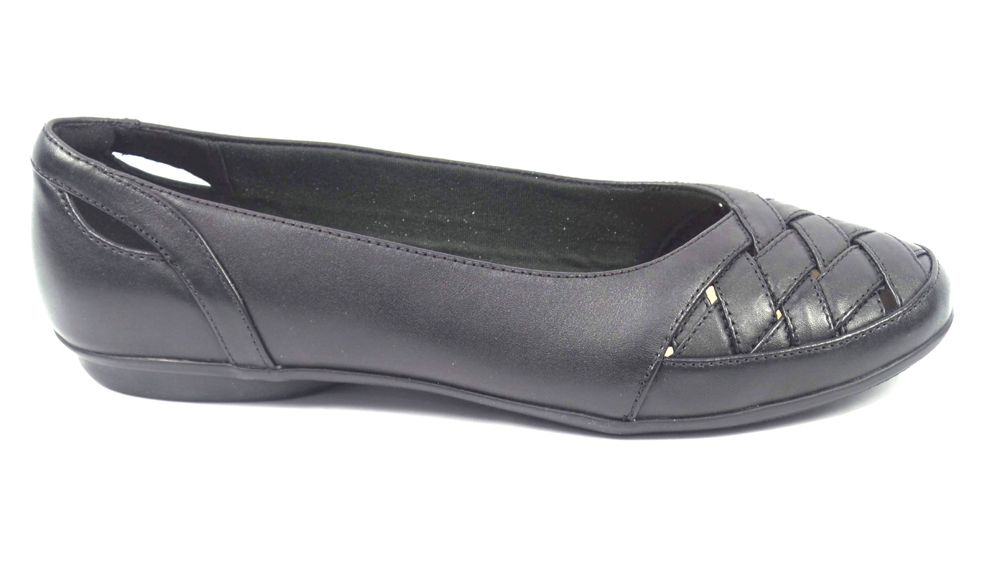 Clarks Collection Leather or Suede Flats Gracelin Maze Black | eBay