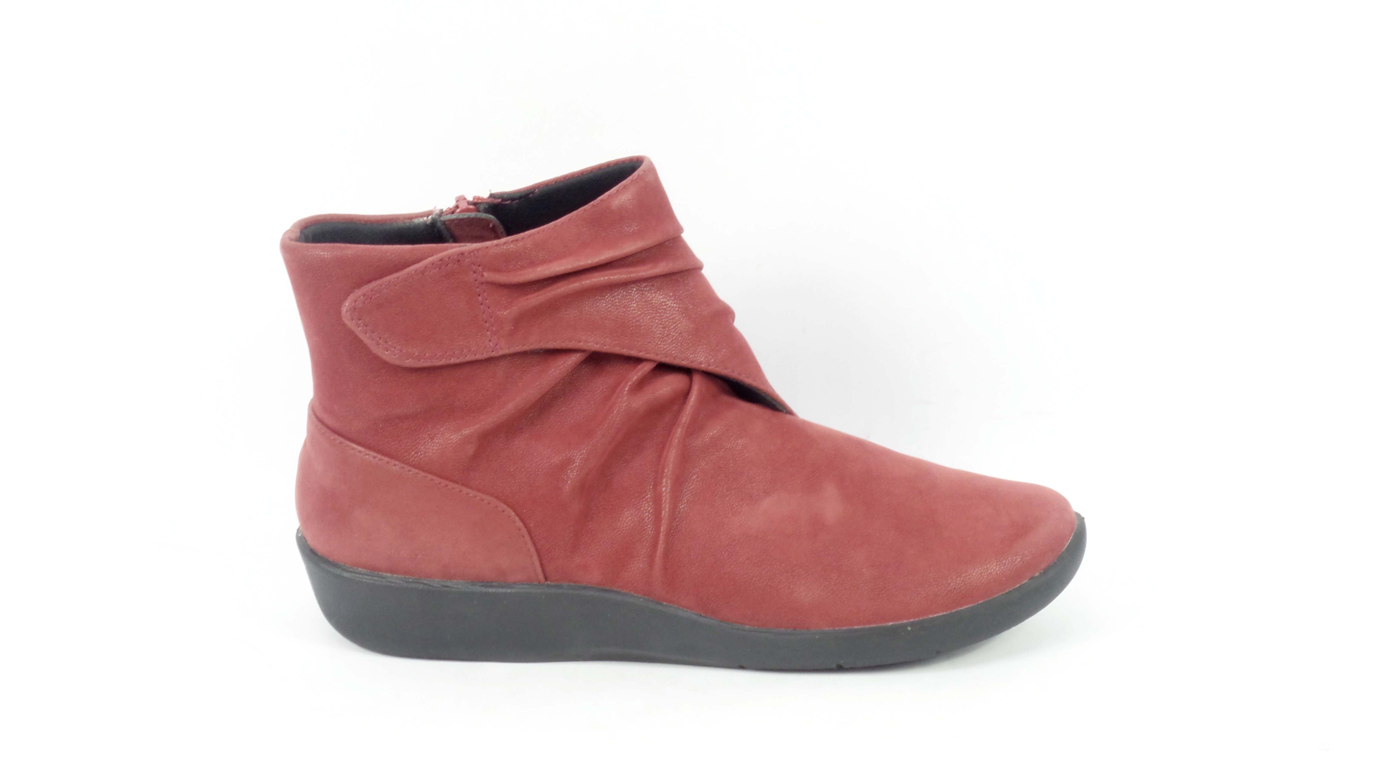 cloudsteppers by clarks ruched ankle boots