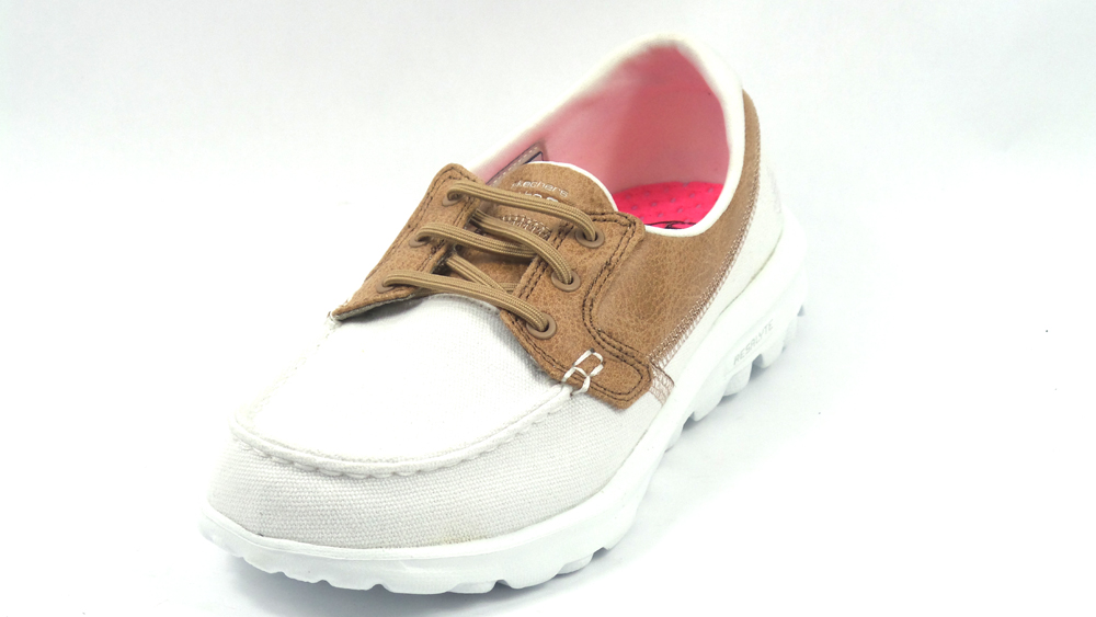 SKECHERS ON THE GO Boat Shoes with Goga 