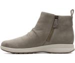 Clarks Un Adorn Mid