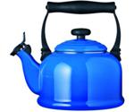 Le Creuset Traditional Kettle