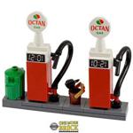 LEGO Petrol Gas Pumps / Garage