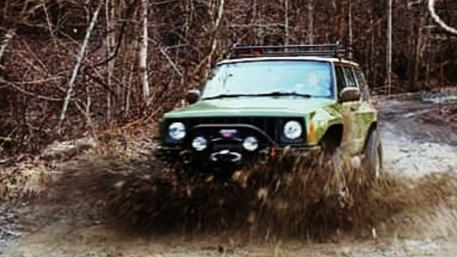 1997-jeep-cherokee-xj-sport-4- 1997-jeep-cherokee-xj-sport-4-