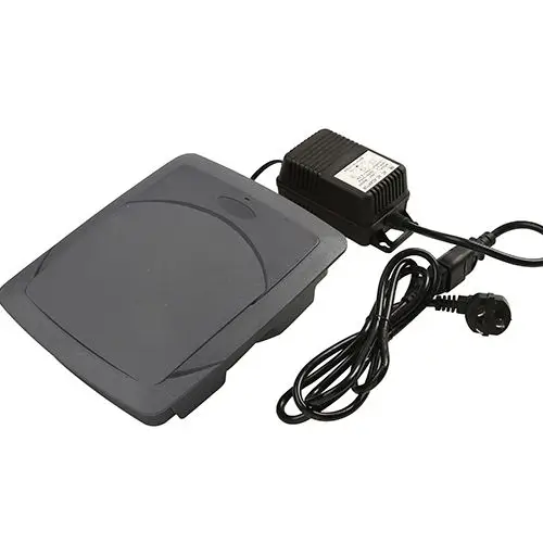 AM tag activator and deactivator for RFID systems