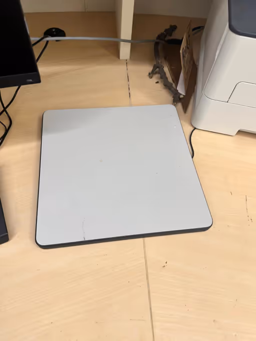 HF desktop RFID reader and writer for seamless data integration