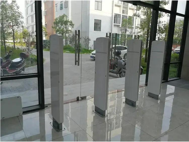 UHF RFID gate for automated access control