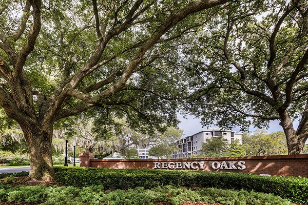 Regency Oaks: Senior Living in Clearwater, FL