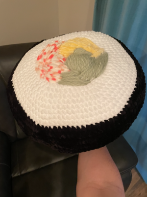 Chunky sushi roll amigurumi