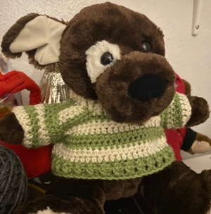 Online How to Crochet a Sweater for a Stuffed Animal Course · Creative  Fabrica