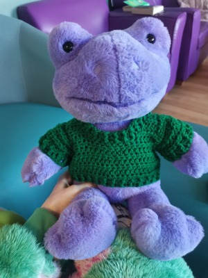 How to Crochet a Sweater for a Stuffed Animal 