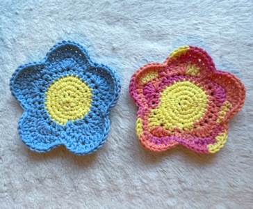 Cute and Easy Daisy Flower Coaster