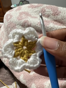 Little Blossom Granny Square